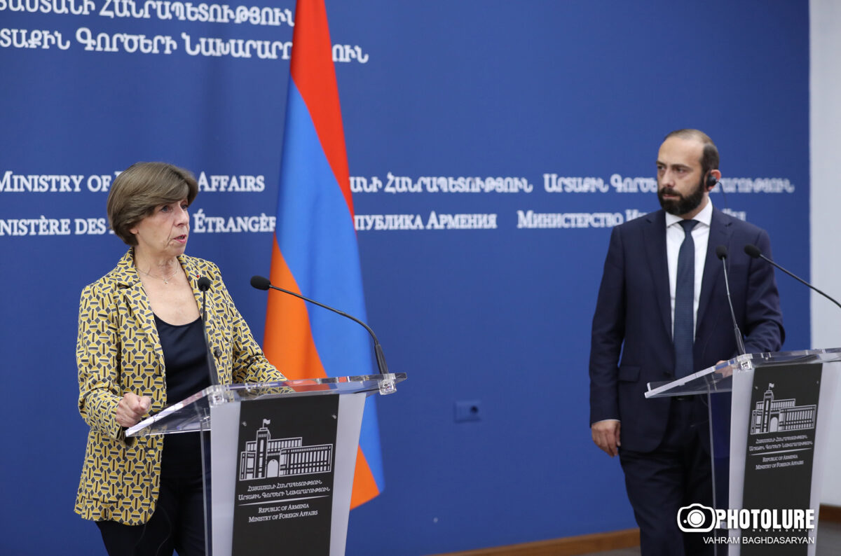 Fransa Ermenistan'a askeri teçhizat sağlayacak